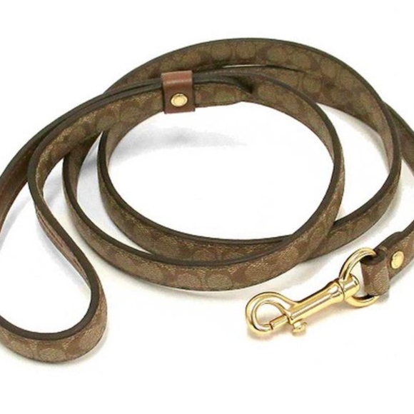 JUST SOLD ELSEWHERE Small Pet Leash Coach Khaki Saddle Signature Cross… - Picture 5 of 7